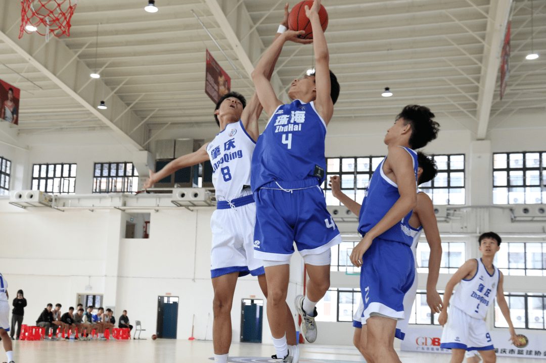 包含全国青少年篮球挑战赛激烈角逐，发现未来之星的词条