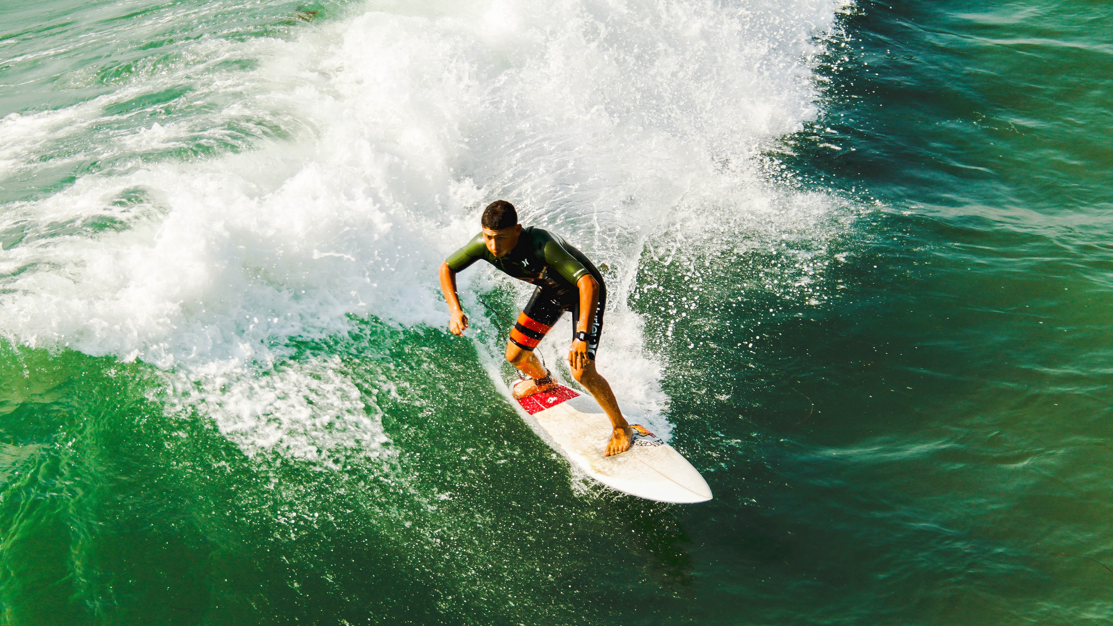 _天幕飞行表演：天空中的运动盛会_，天幕流动是干什么的