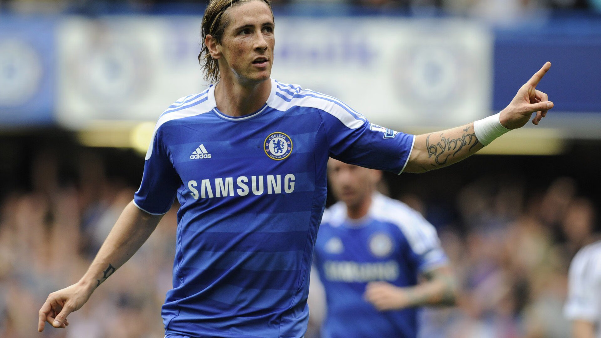 加强足球运动员职业规划，推动行业健康可持续发展，足球运动员的职业素养